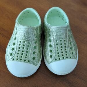 Native Jefferson mint green bling toddler C4